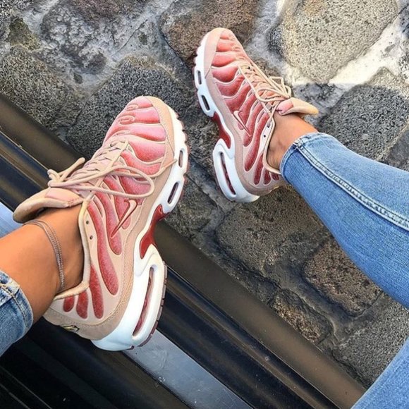 nike air max lx plus